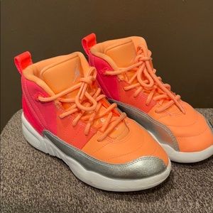 Jordan retro 12 pink/orange